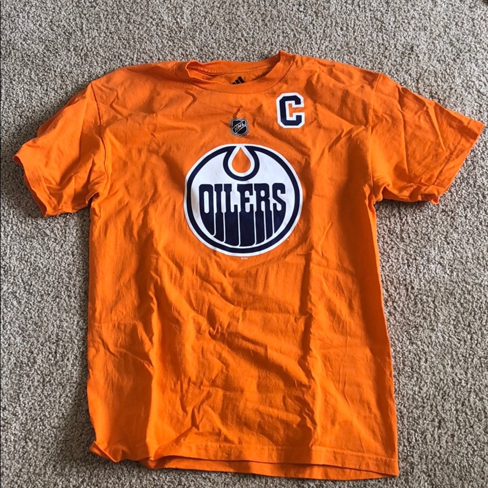 Connor McDavid short sleeve t shirt